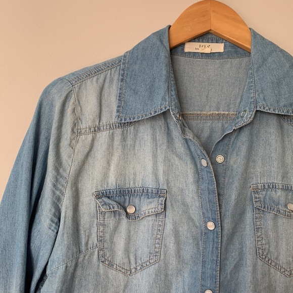 Light weight denim button up - Picture 2 of 9